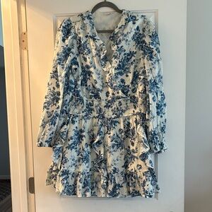 Gap LSF ruffle dress